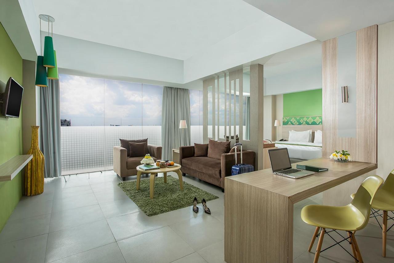 Khas Pekanbaru Hotel Eksteriør billede