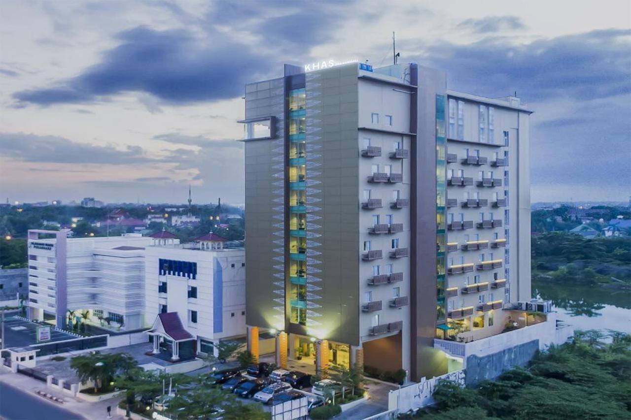 Khas Pekanbaru Hotel Eksteriør billede