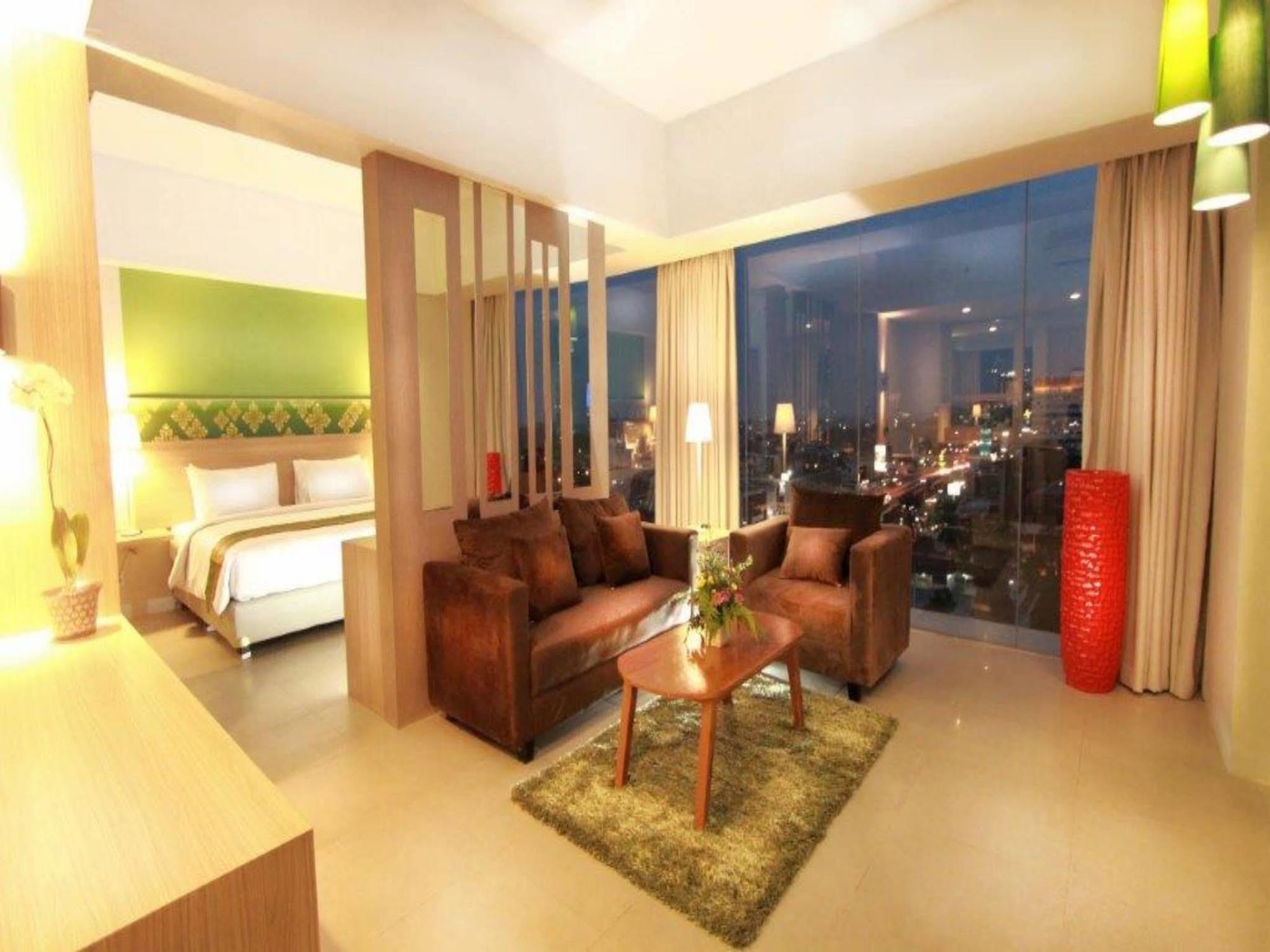 Khas Pekanbaru Hotel Eksteriør billede
